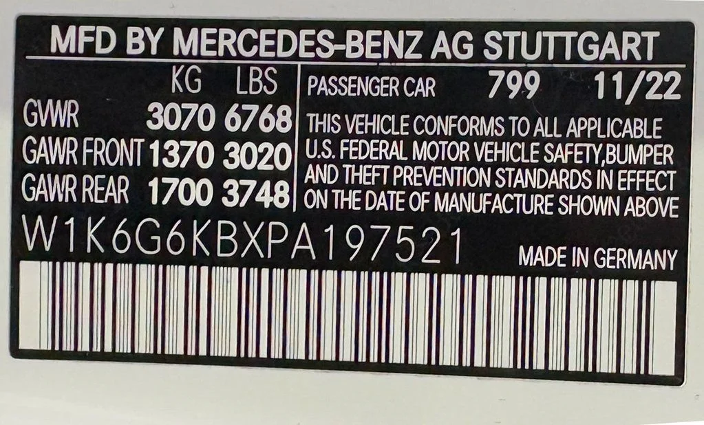 Certified Used 2023 MANUFAKTUR Diamond White Mercedes-Benz S 580e image 39