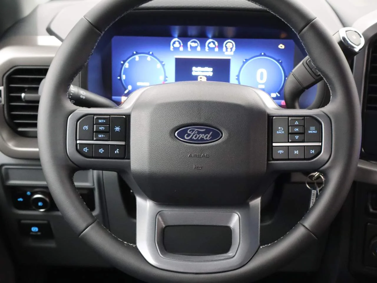 New 2026 Agate Black Metallic Ford XLT image 12