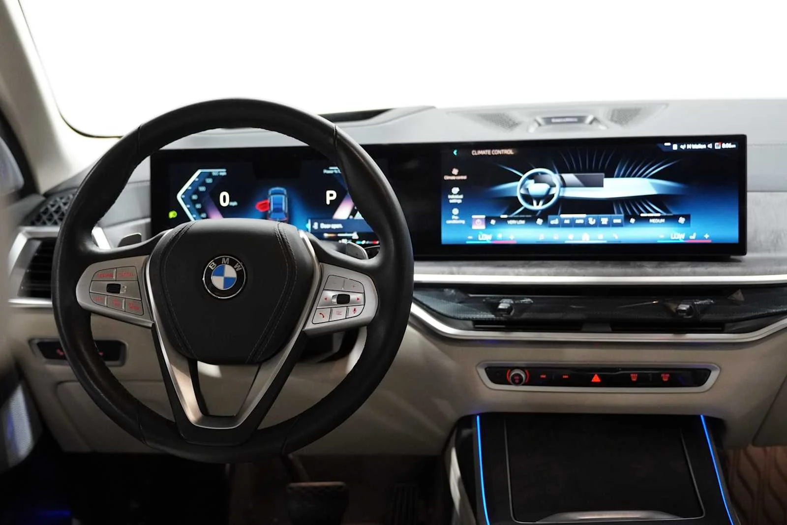 Certified Used 2025 Black Sapphire Metallic BMW xDrive40i image 24