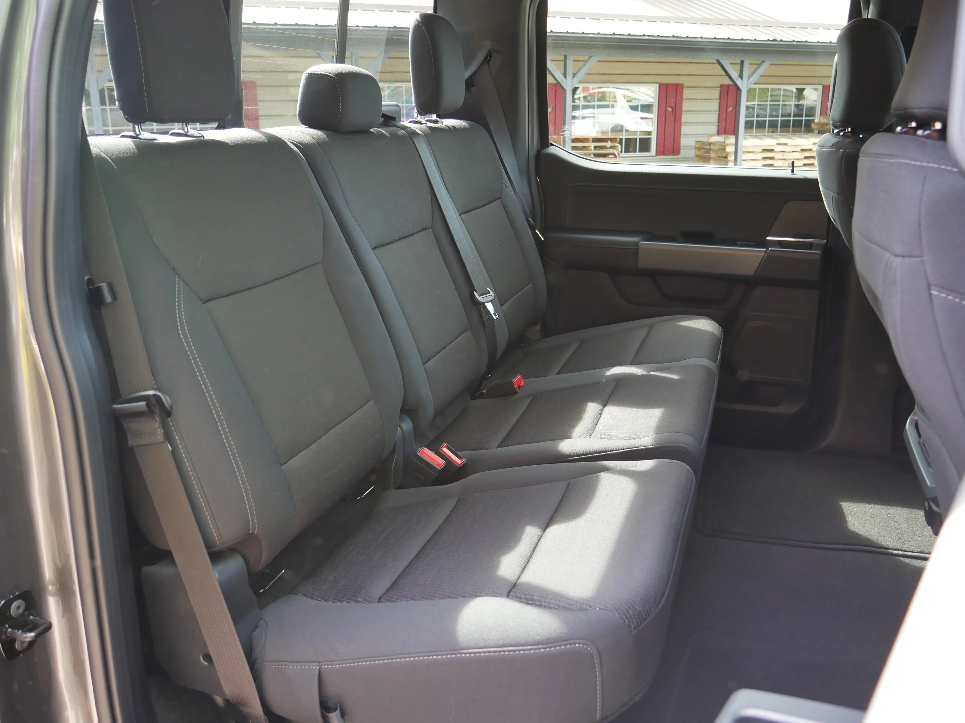 Certified Used 2025 Carbonized Gray Metallic Ford XLT image 30
