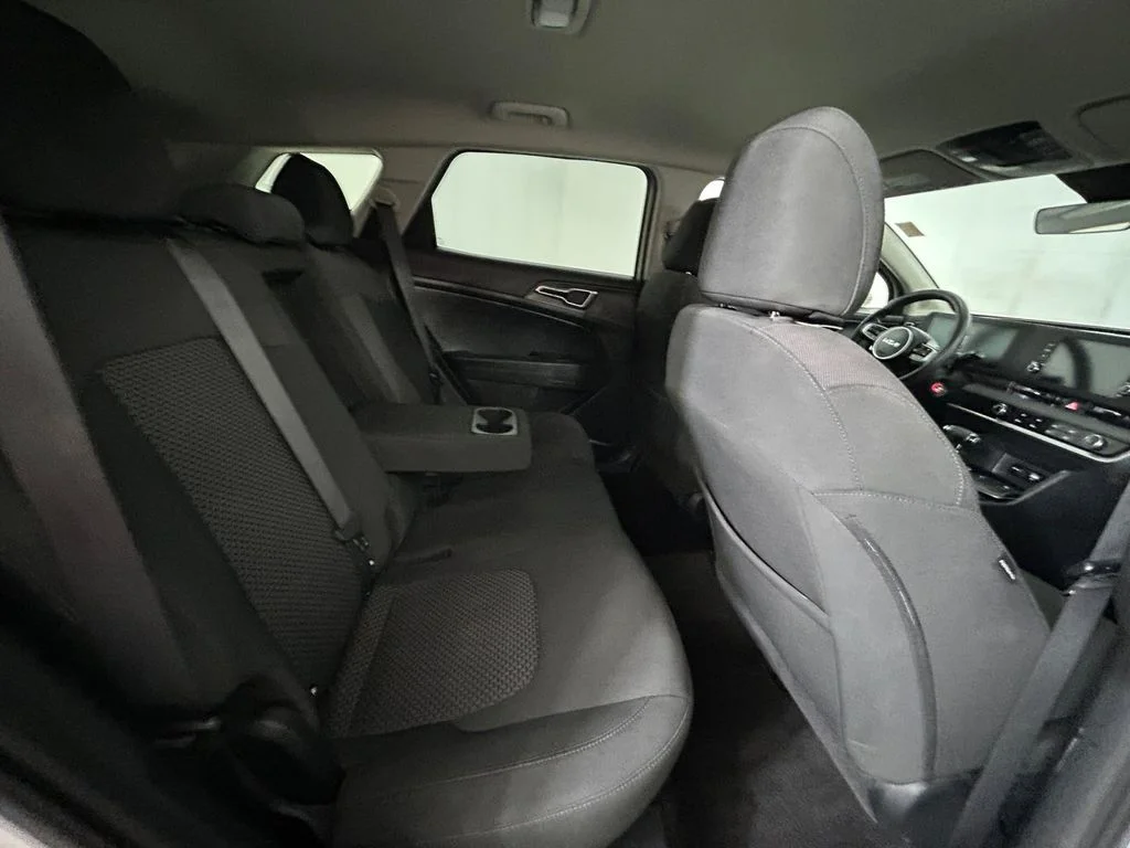 Used 2024 White Kia LX image 17