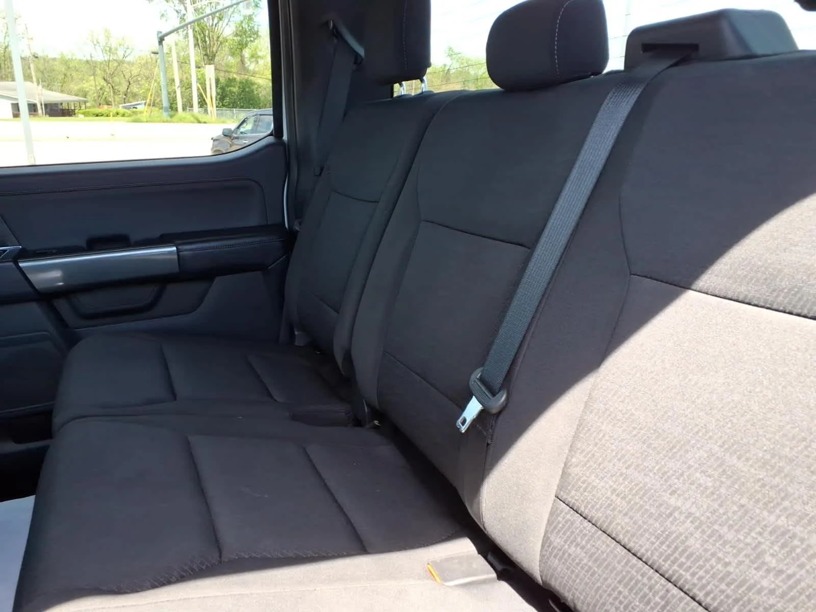 Used 2023 Oxford White Ford XLT image 13