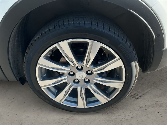 Used 2019 White Cadillac Premium Luxury image 14