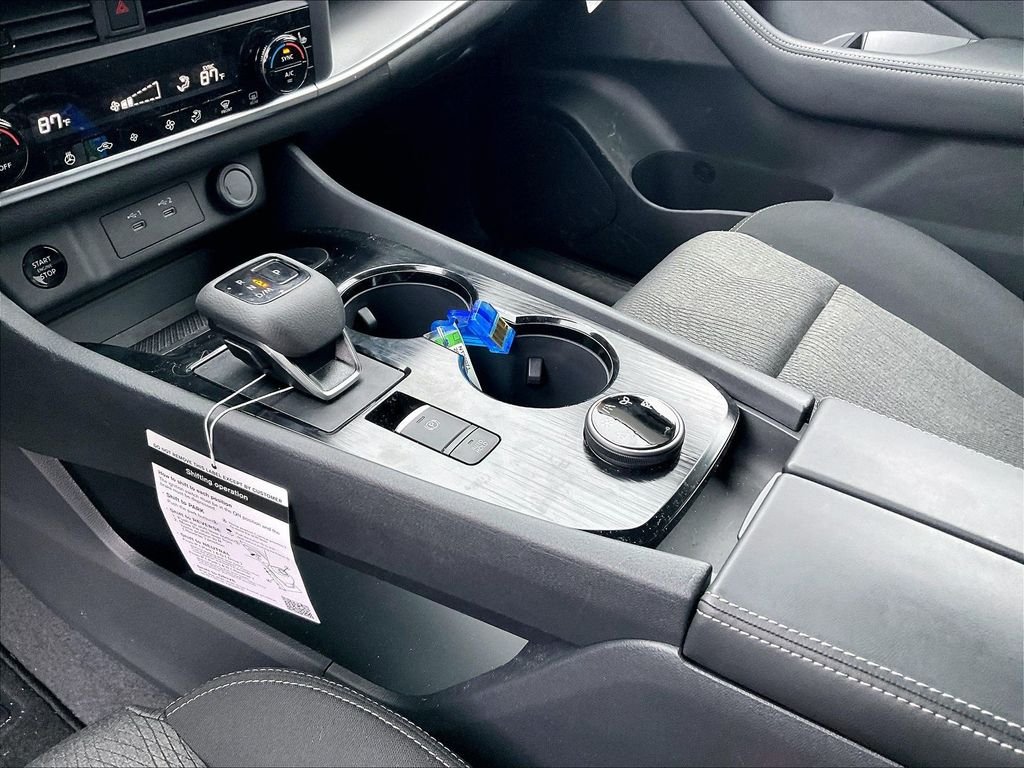 New 2026 Everest White Pearl TriCoat Nissan SV image 13