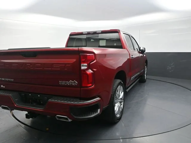 Used 2023 Red Chevrolet High Country image 10