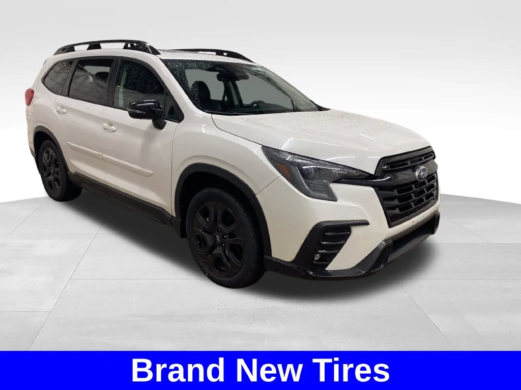 Certified Used 2023 White Subaru Onyx Edition image 5