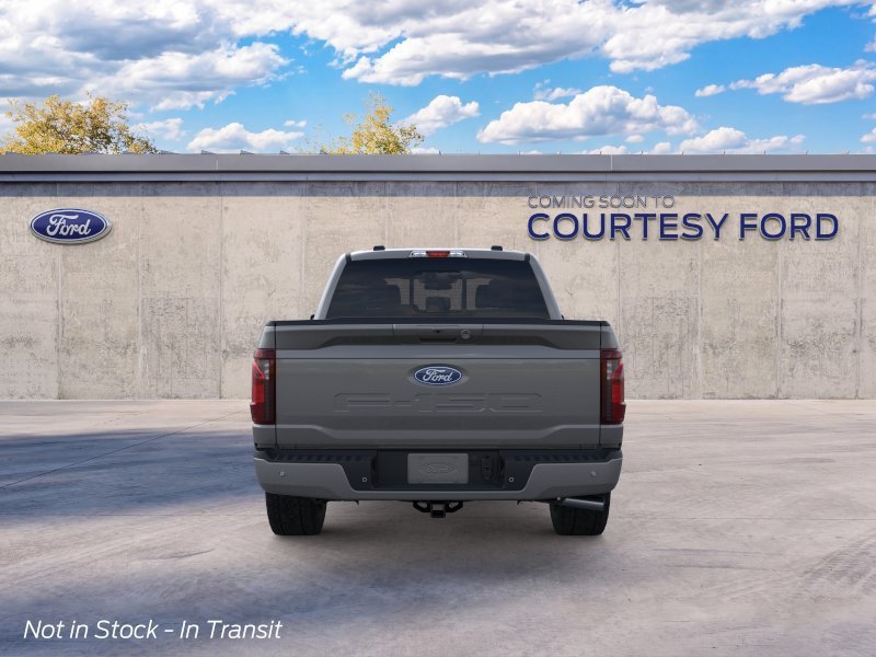 New 2026 Carbonized Gray Metallic Ford XLT image 5