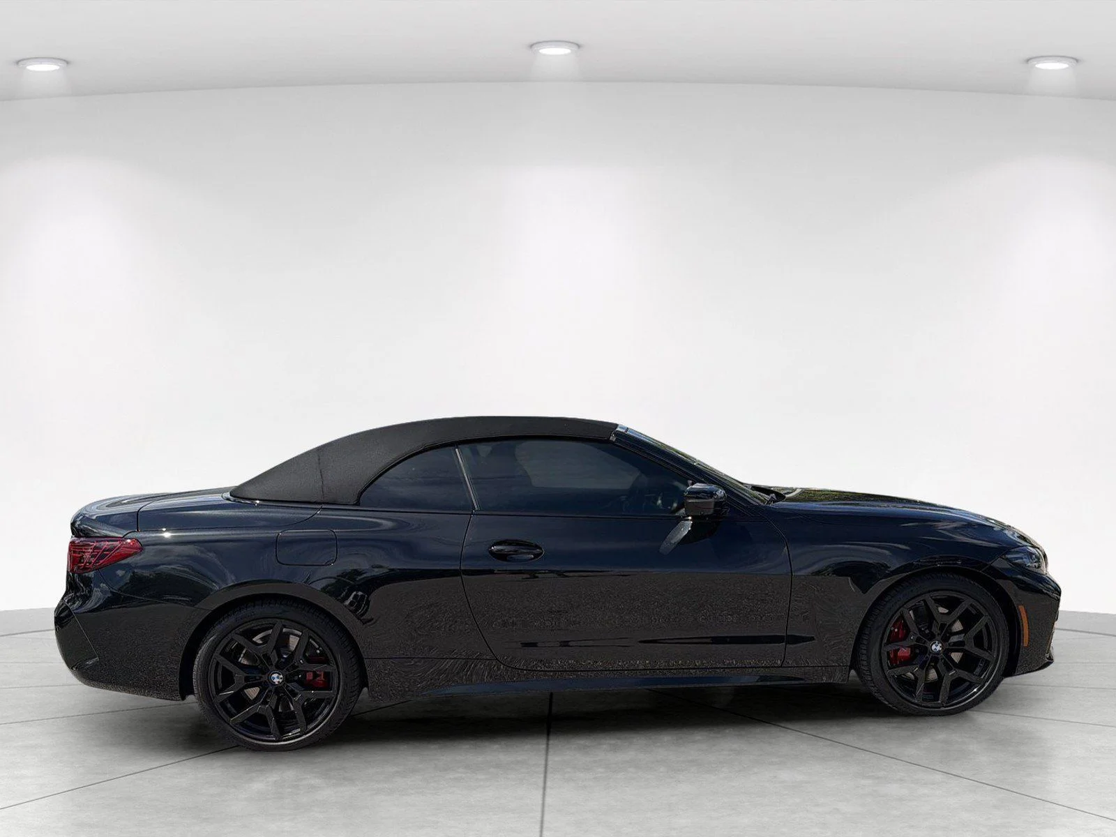 Used 2026 Black Sapphire Metallic BMW 430i xDrive image 3