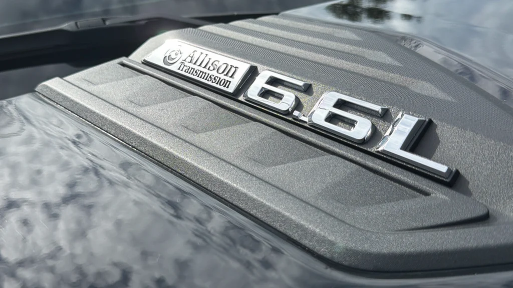 Used 2025 Black Chevrolet Custom image 37