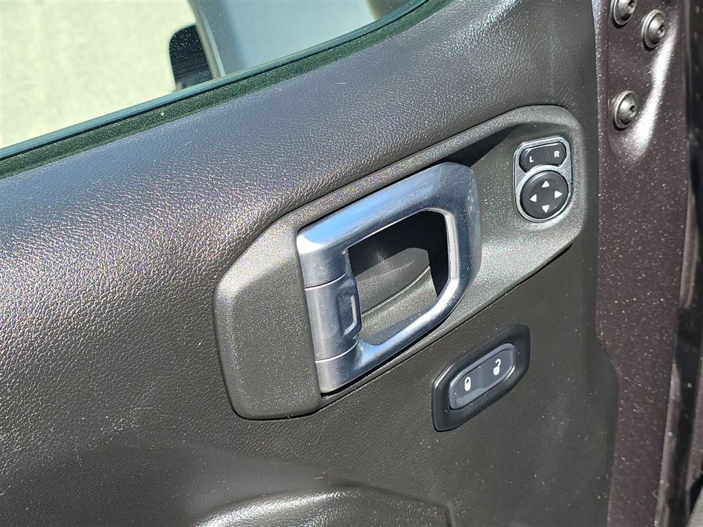 Used 2024 Gray Jeep Rubicon image 19