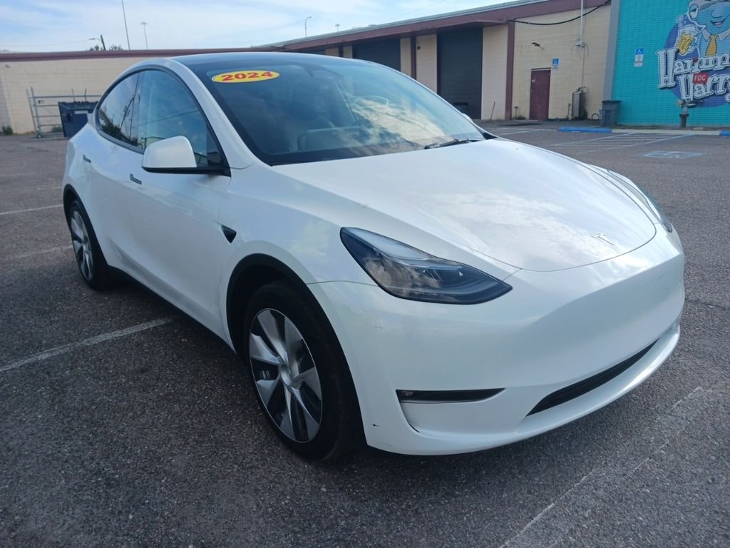 2024 Tesla Model Y Long Range Dual Motor All-Wheel Drive's photo