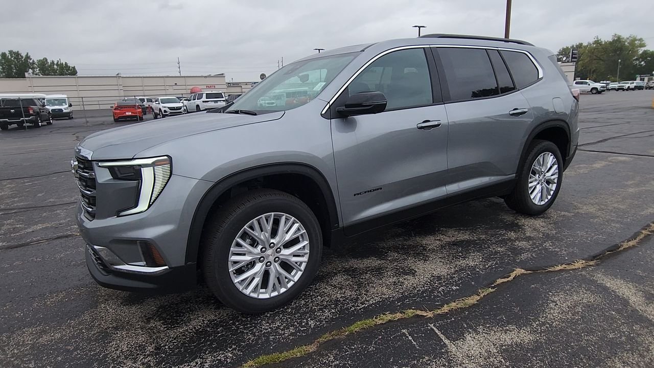 New 2026 Sterling Metallic GMC Elevation image 4