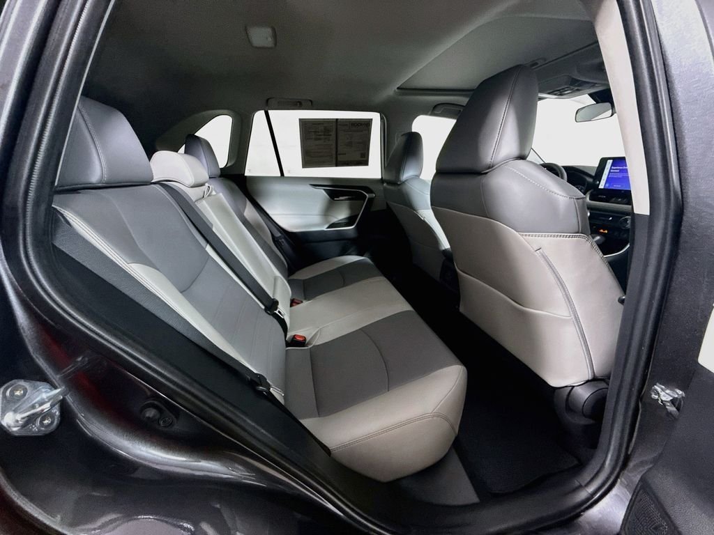 Used 2024 Magnetic Gray Metallic Toyota XLE Premium image 26