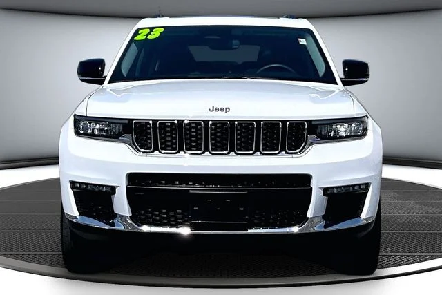 Used 2023 Jeep Grand Cherokee L Limited with VIN 1C4RJKBG1P8852265 for sale in Kansas City