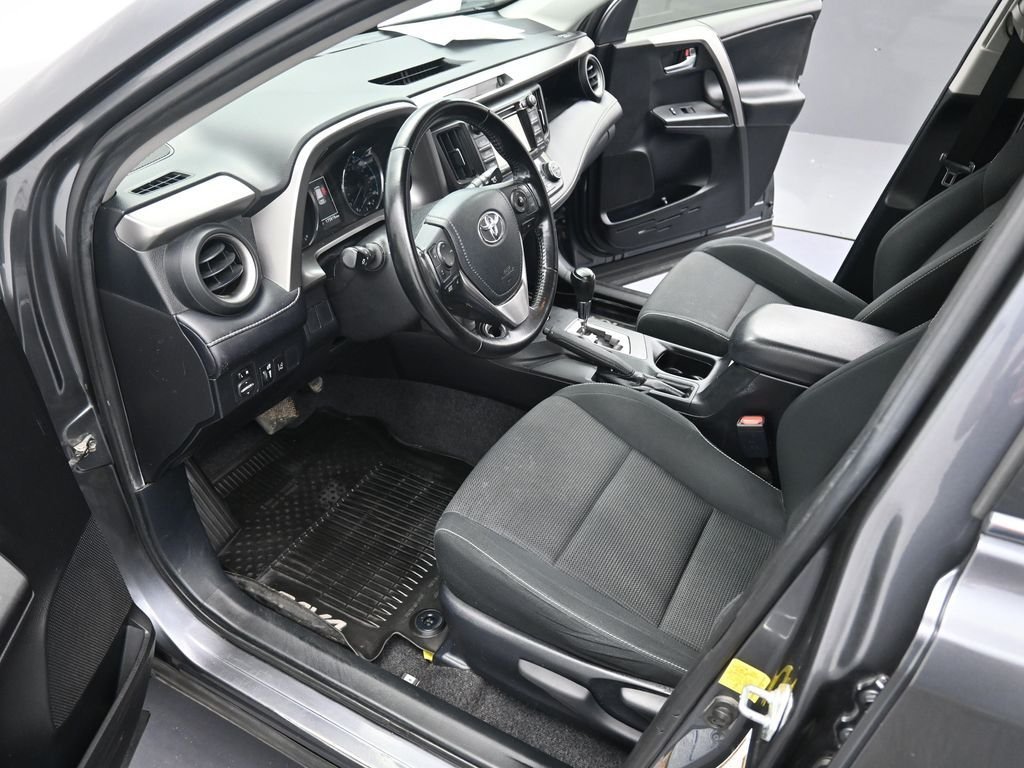 Used 2017 Magnetic Gray Metallic Toyota XLE image 11