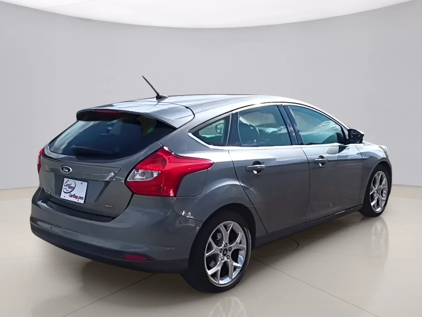 Used 2012 Gray Ford SEL image 7
