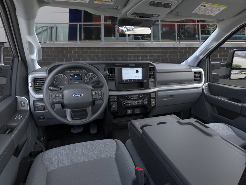 2025 Ford F-250 Super Duty XLT - Photo 9