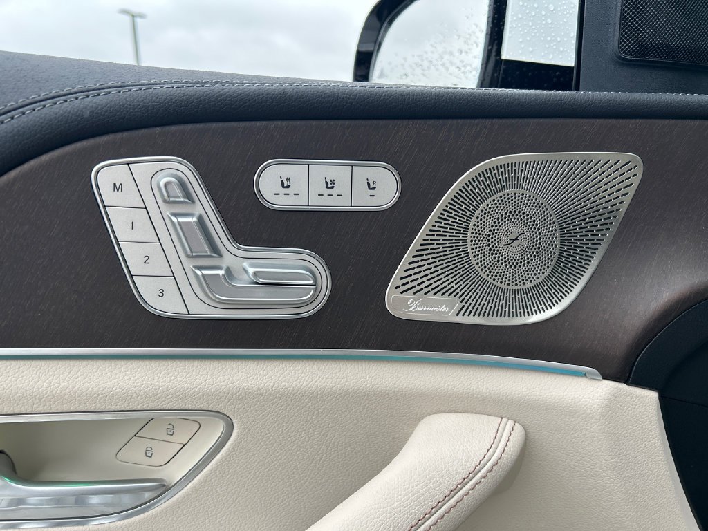 New 2027 Polar White Mercedes-Benz GLS 450 image 50
