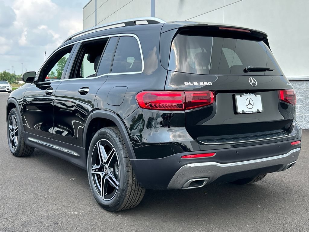 New 2026 Night Black Mercedes-Benz GLB 250 image 43