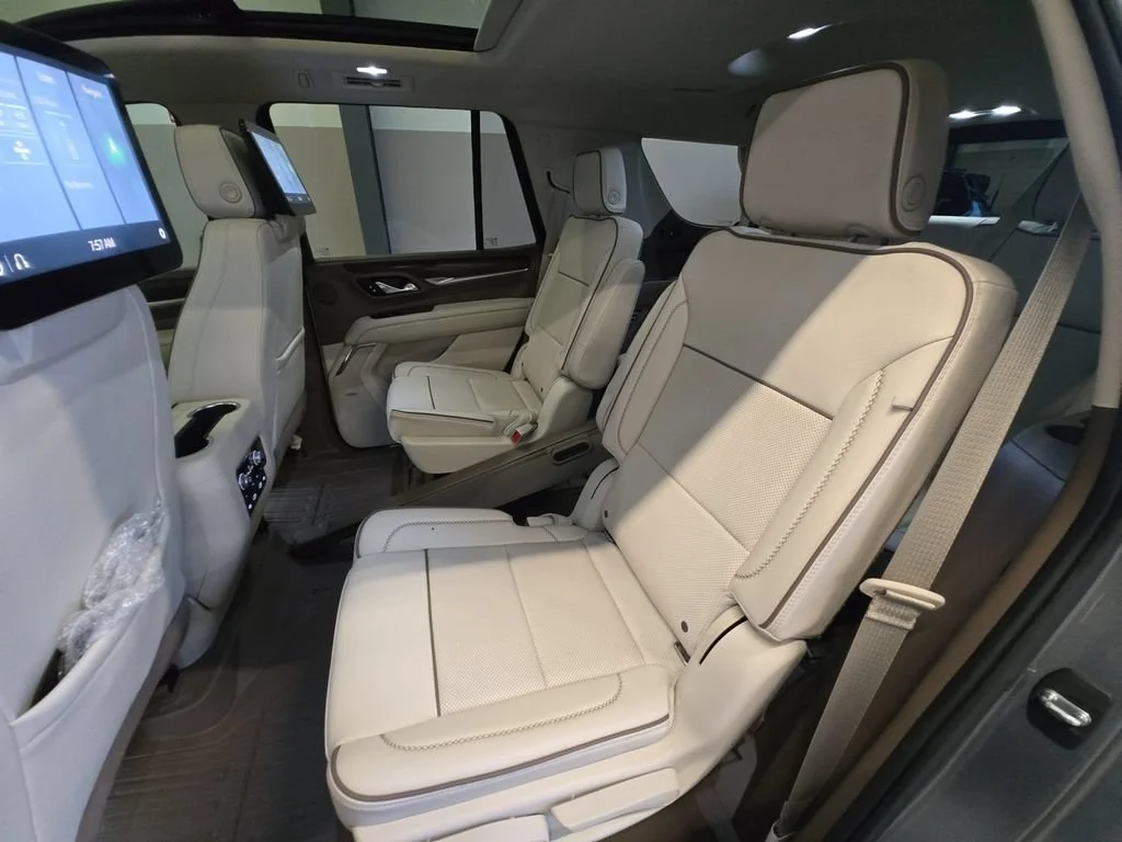 2021 GMC Yukon Denali - Photo 28