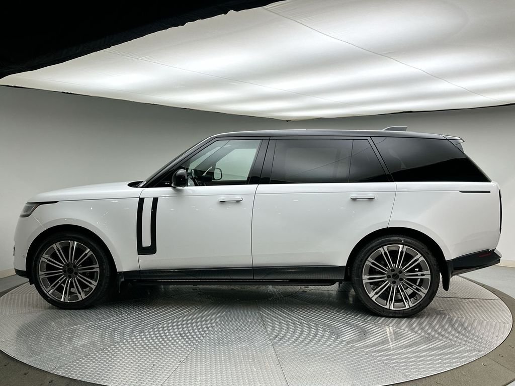 New 2026 Fuji White LAND ROVER Autobiography image 10