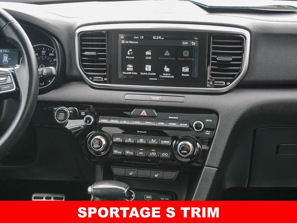 Used 2021 White Kia S image 15