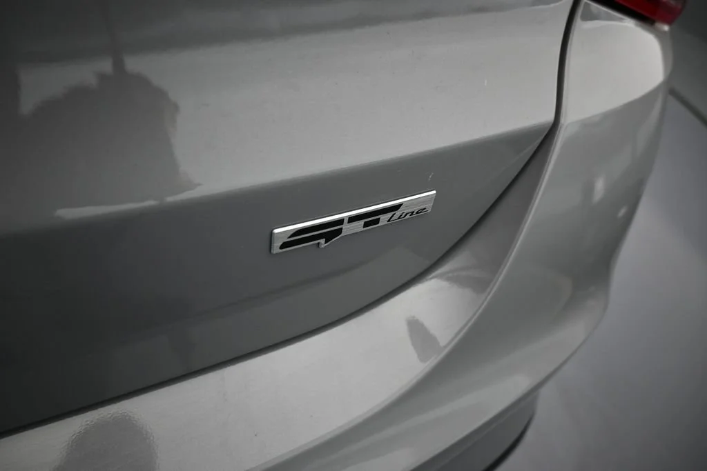 Used 2023 Wolf Gray Kia GT-Line image 38