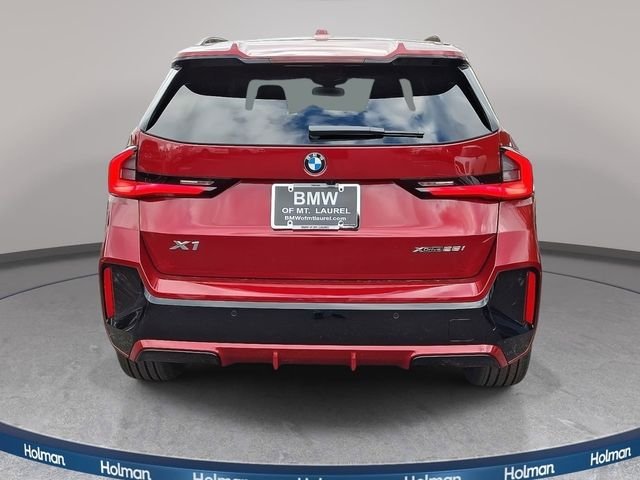 Certified Used 2026 Vegas Red Metallic BMW xDrive28i image 5