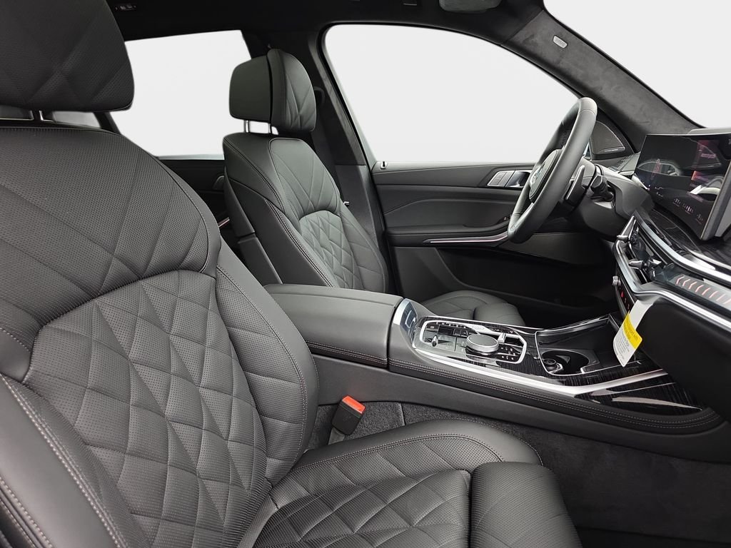 New 2027 Brooklyn Grey Metallic BMW xDrive40i image 9