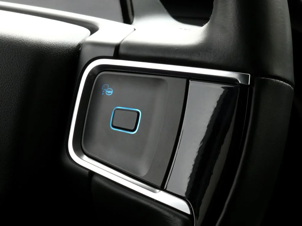 Used 2025 White Ford Platinum image 14