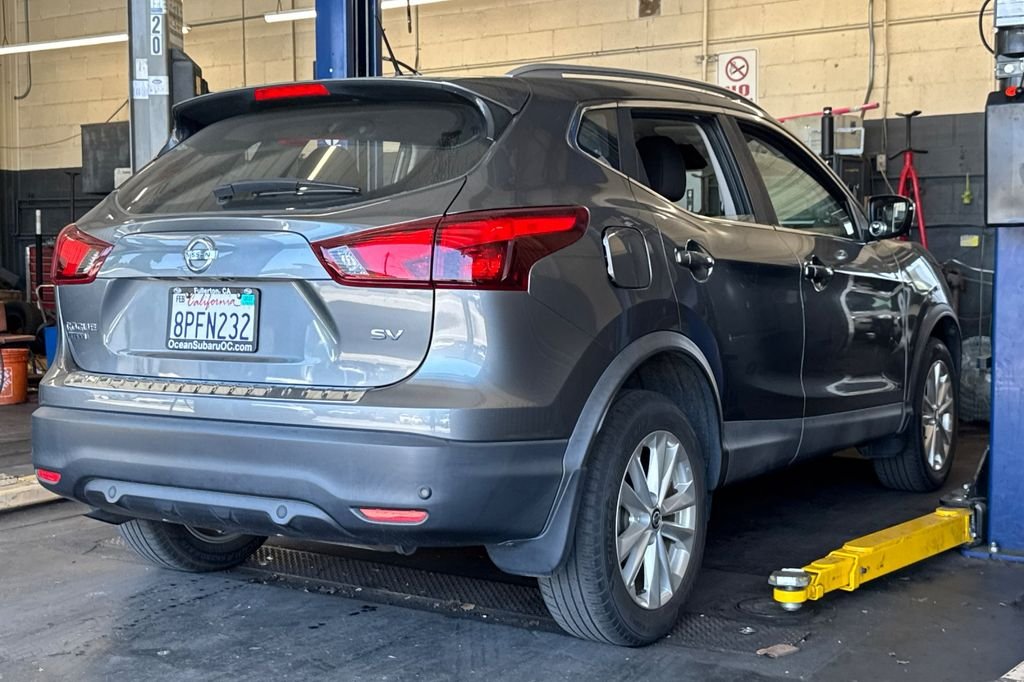 Used 2019 Gray Nissan SV image 6