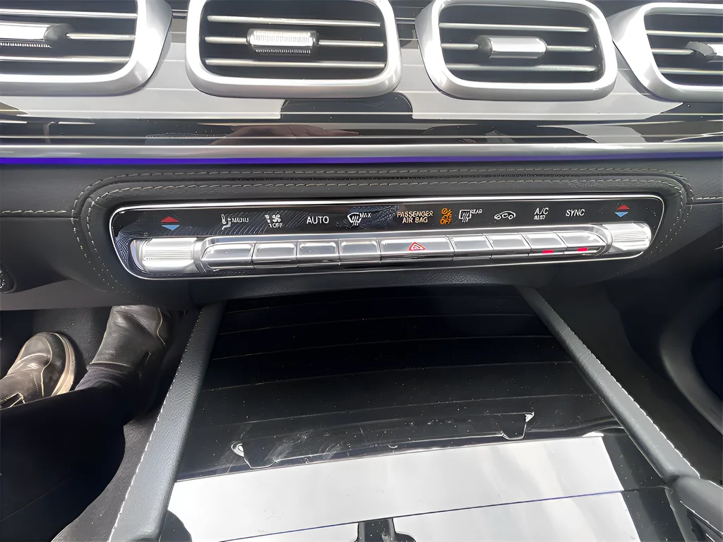 Used 2025 White Mercedes-Benz GLE 53 AMG® image 19
