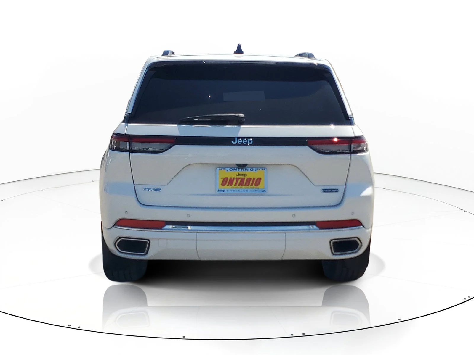 Certified Used 2023 White Jeep Overland 4xe image 4