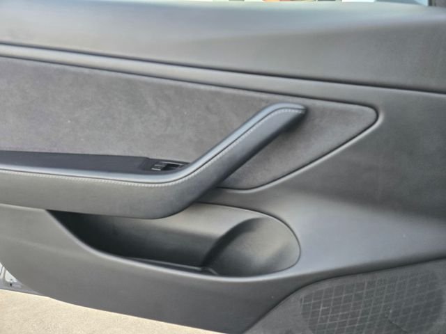 Used 2020 Blue Tesla Long Range image 19
