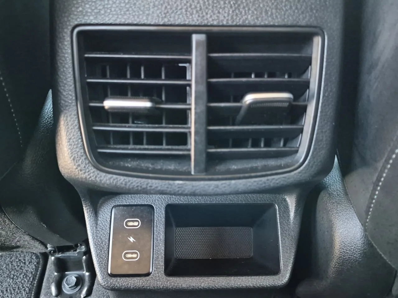 Used 2024 Green Kia EX image 21