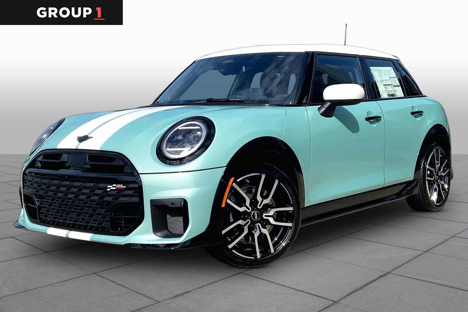 2026 MINI Hardtop Cooper S's photo