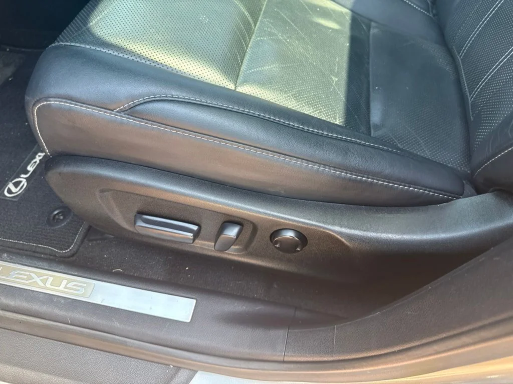 Used 2017 Silver Lexus 350 image 10
