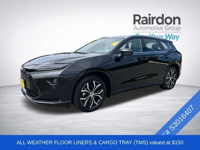 Used 2025 Black Toyota XLE image 3