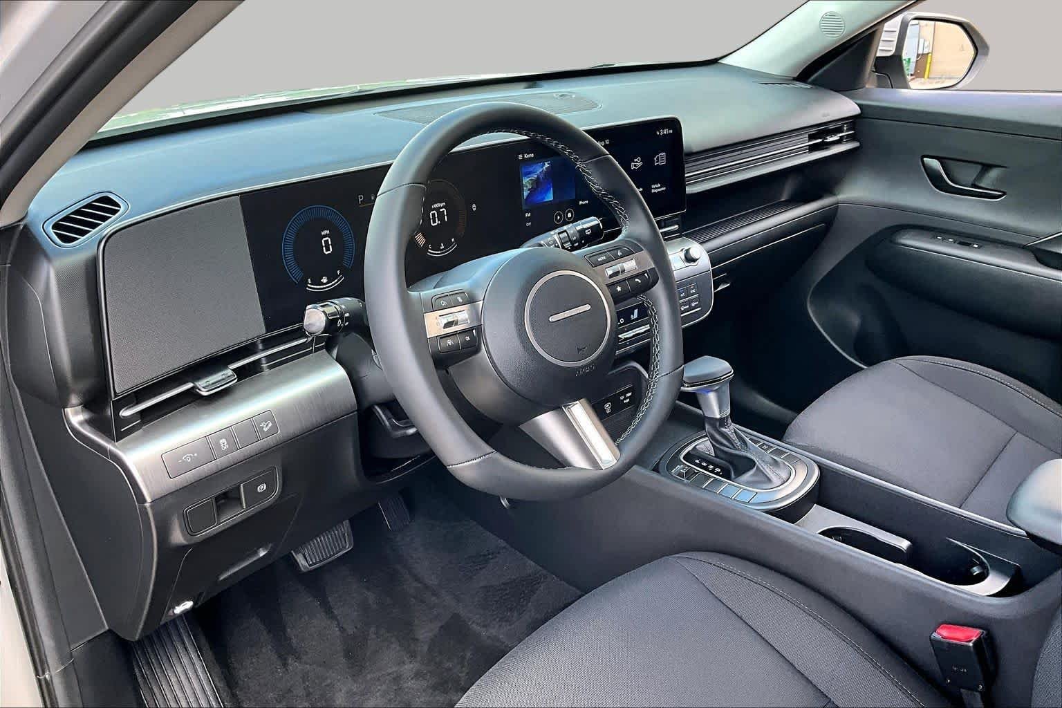 Used 2025 Cyber Gray Metallic Hyundai SEL image 16