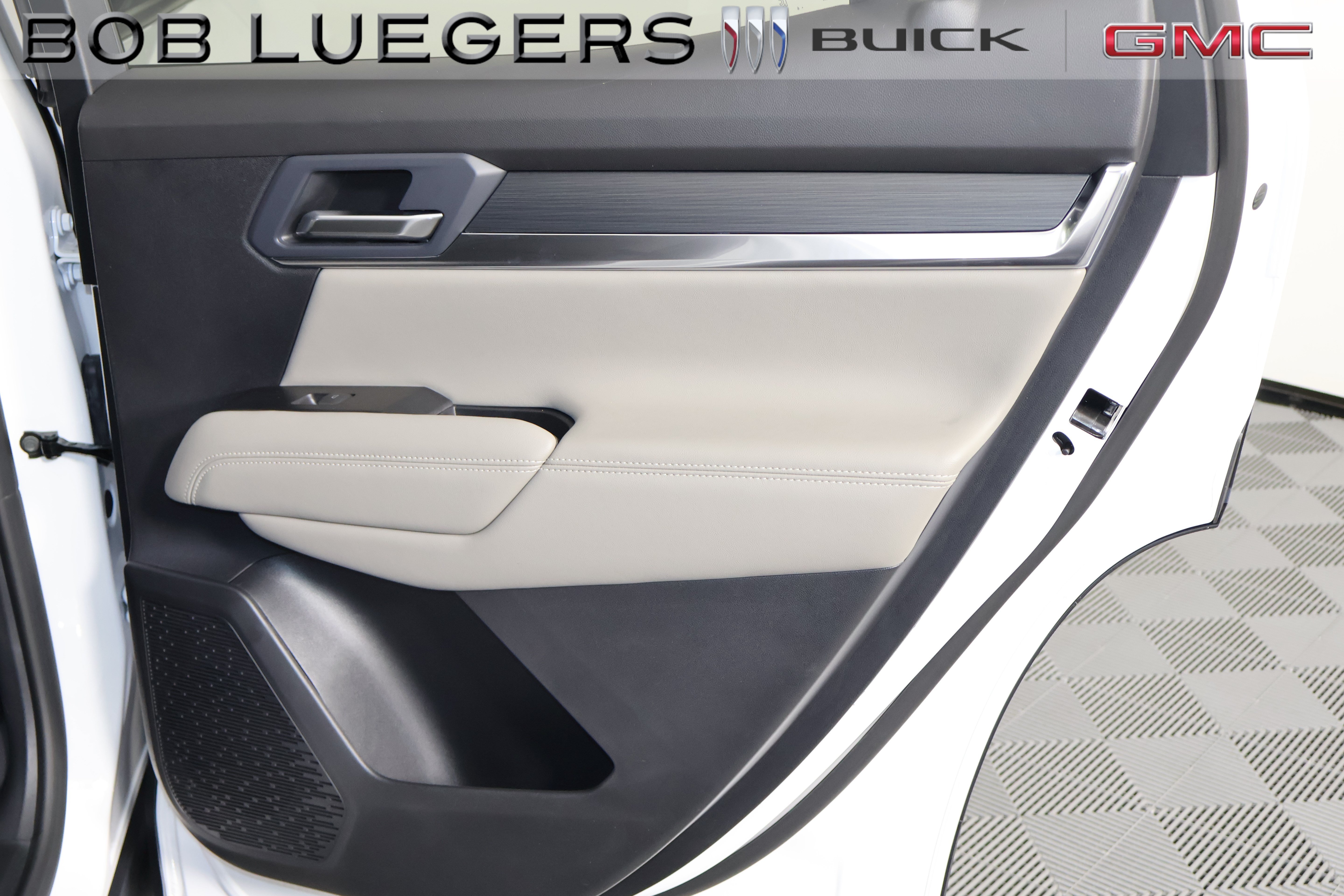 2027 GMC Terrain Elevation - Photo 15
