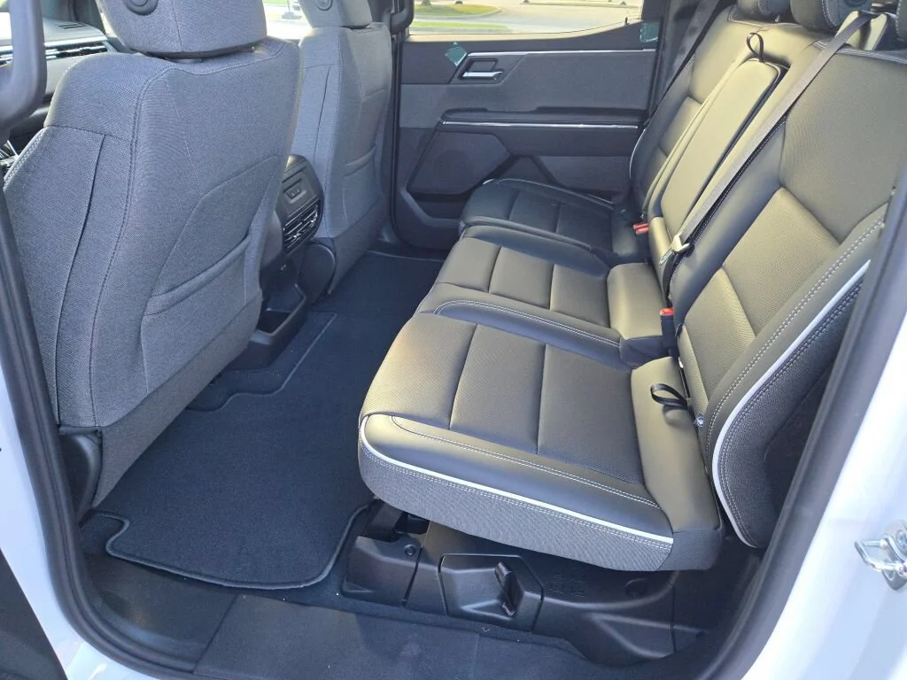 New 2026 Summit White GMC Elevation Extended Range image 16