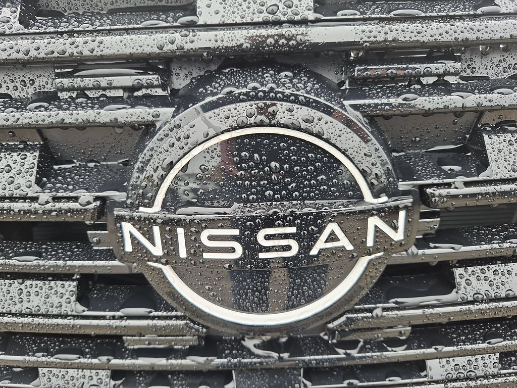 New 2026 Everest White Pearl TriCoat Nissan Dark Armor™ image 6