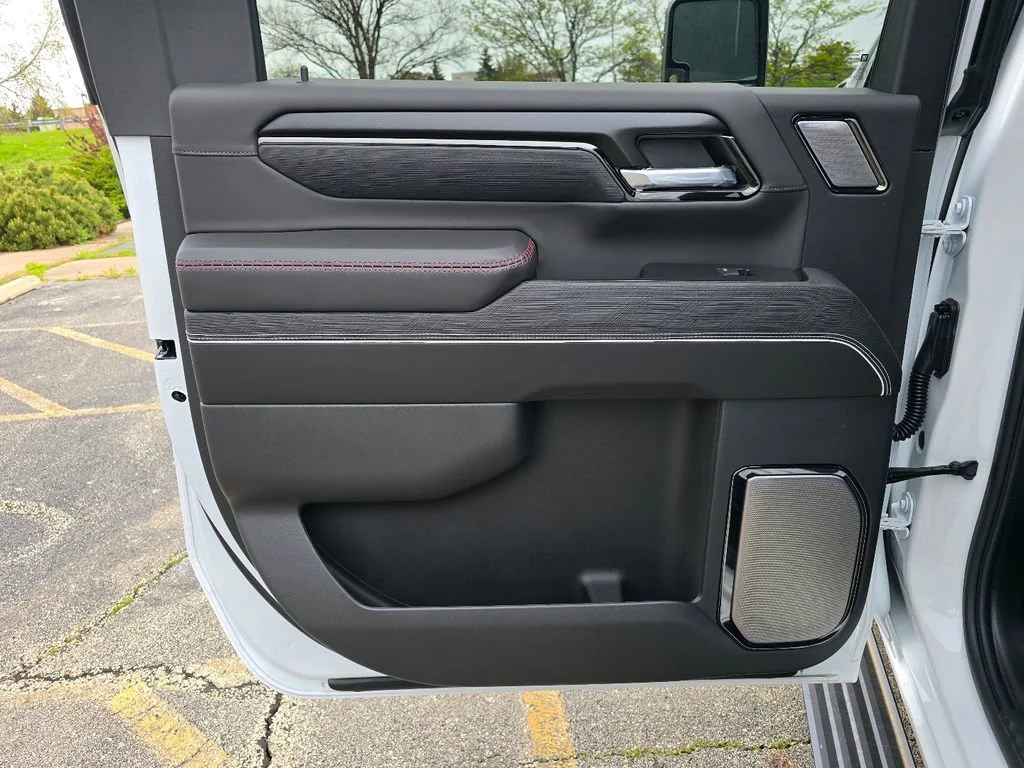 2026 GMC Sierra 2500HD AT4X - Photo 25