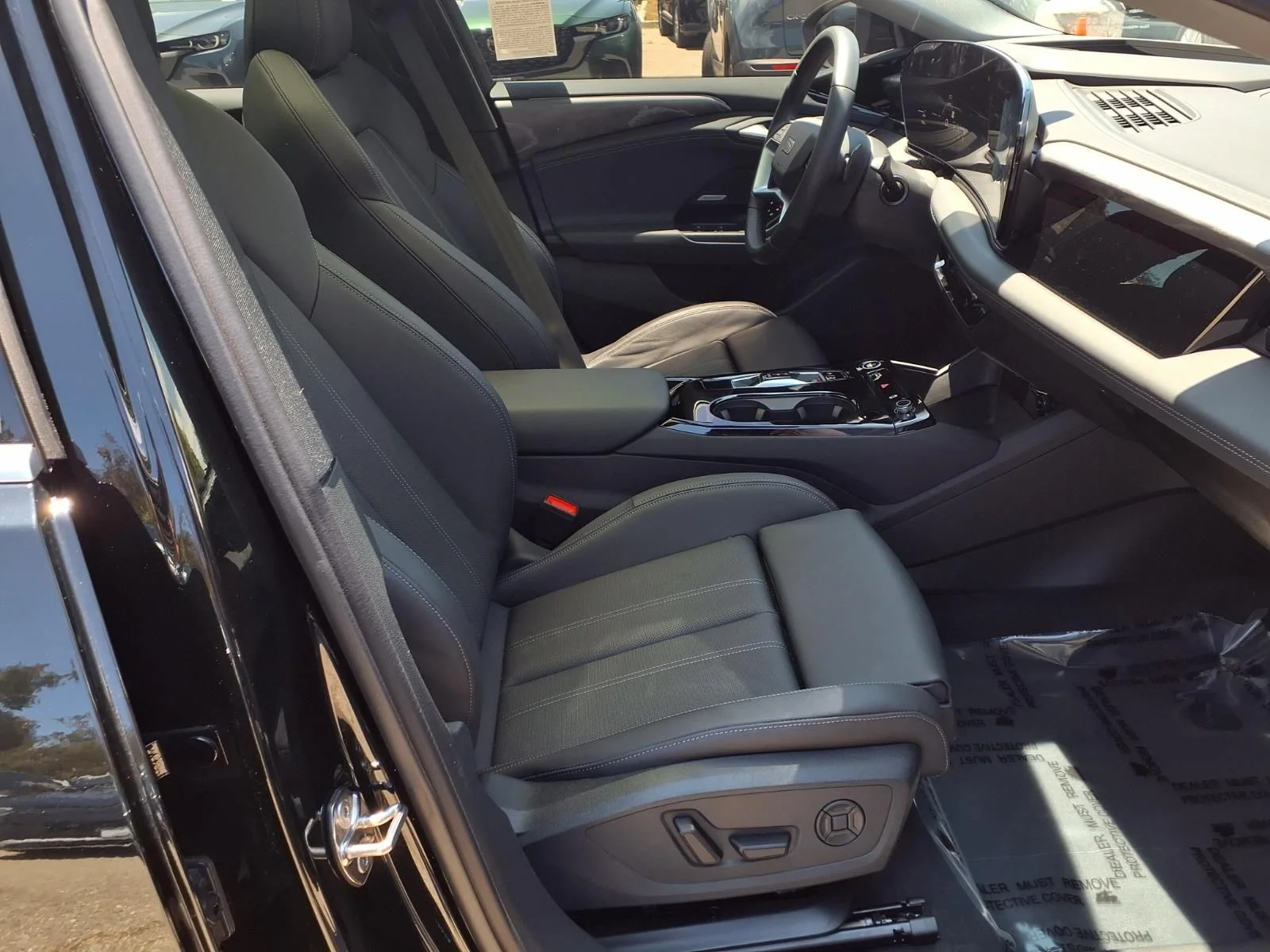 Used 2025 Black Audi Premium Plus image 22
