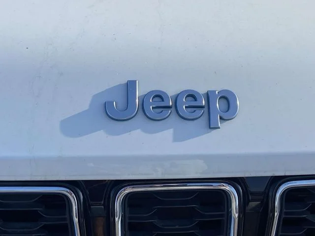 Certified Used 2024 White Jeep 4xe image 11
