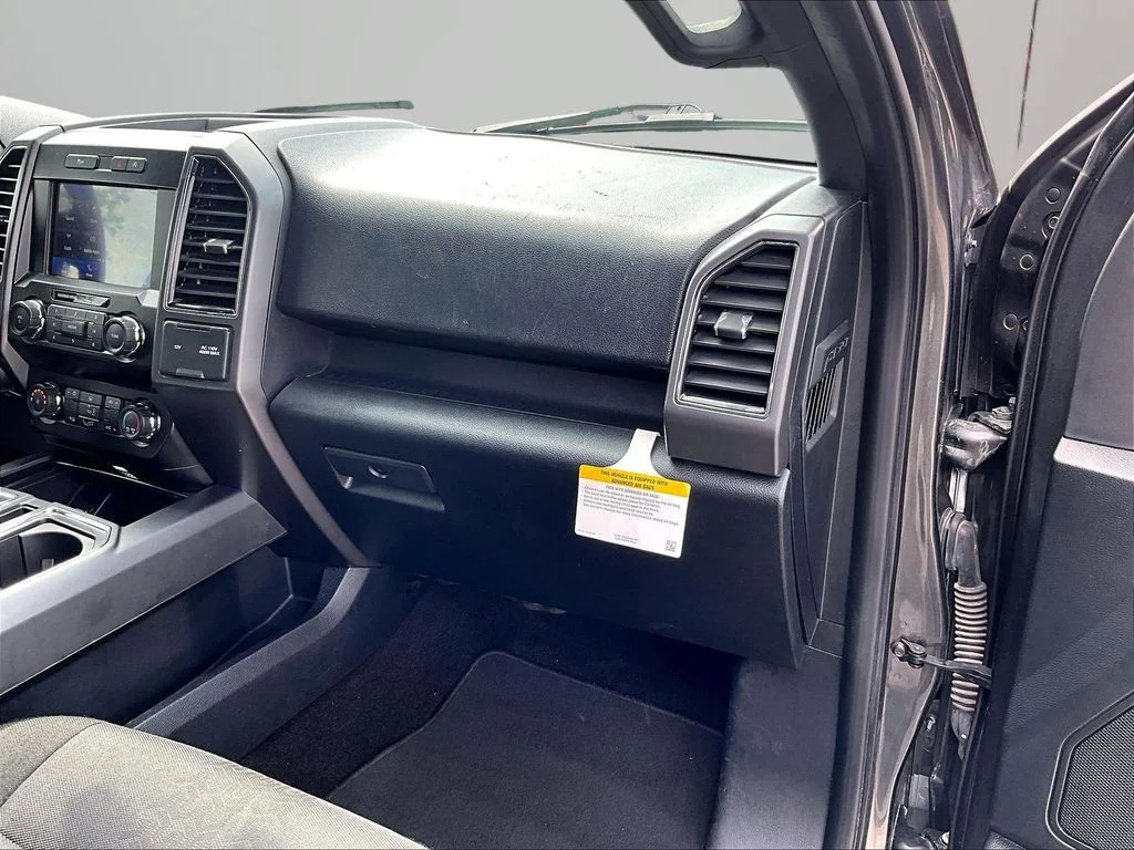Used 2020 Gray Ford XLT image 18