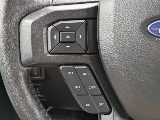 Used 2020 Velocity Blue Ford XL image 26