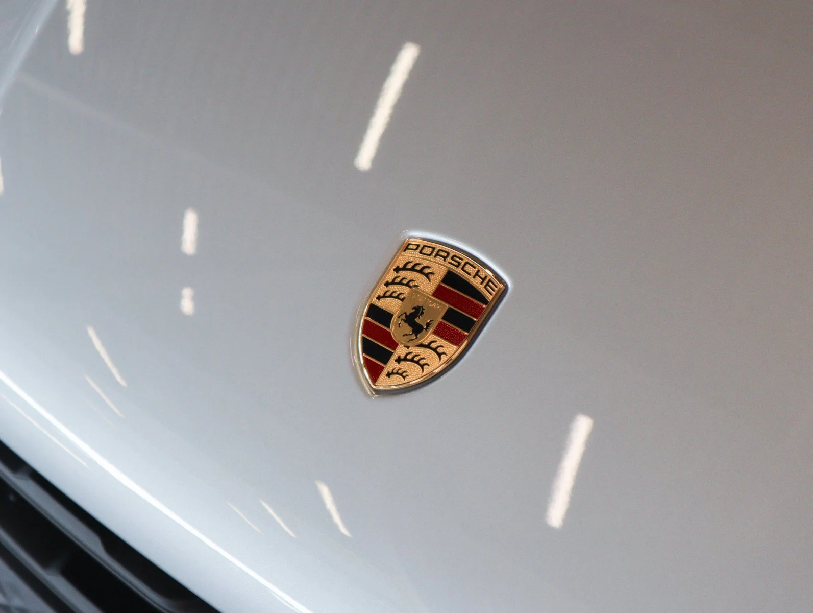 New 2026 Dolomite Silver Metallic Porsche  image 29