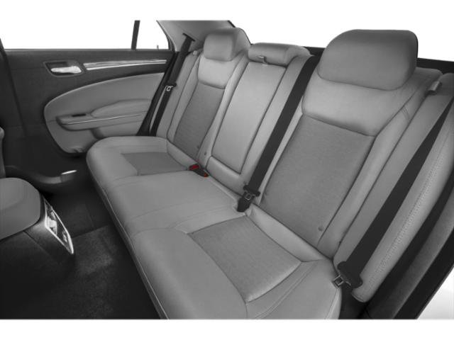 2022 Chrysler 300 Touring - Photo 26