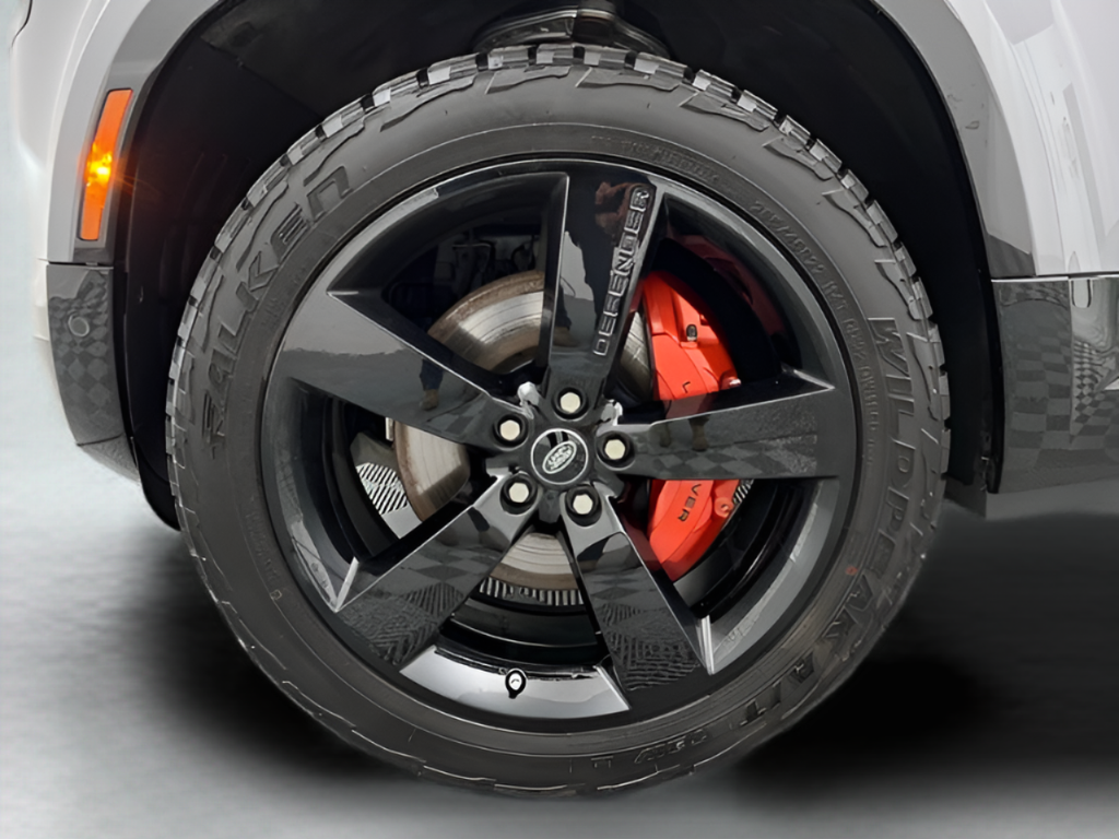 Used 2021  Land Rover X image 52